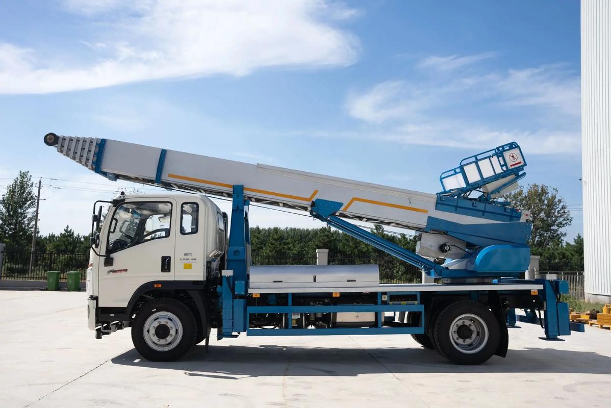 泸定云梯上料车租赁费用