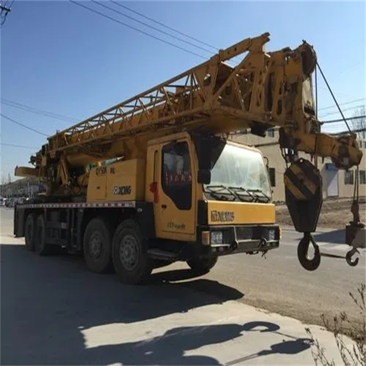 泸定哪里有专业吊车出租